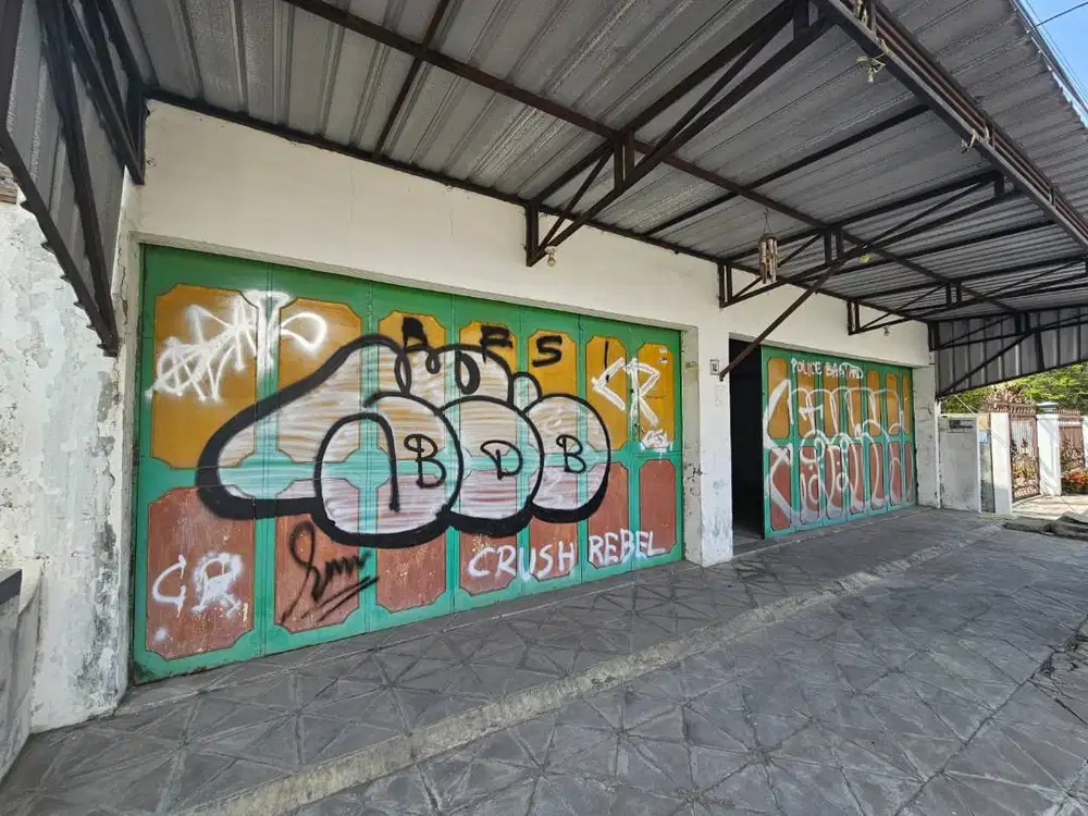 Dijual Cepat Rumah Besar di Pusat Kota Tegal