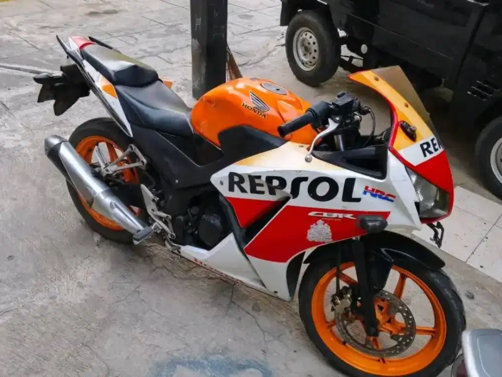CBR 150R 2014 REPSOL