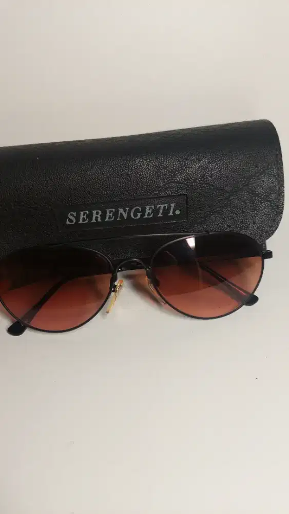 Kacamata serengeti original