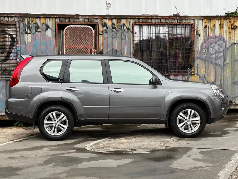 Nissan X-Trail 2012 Bensin