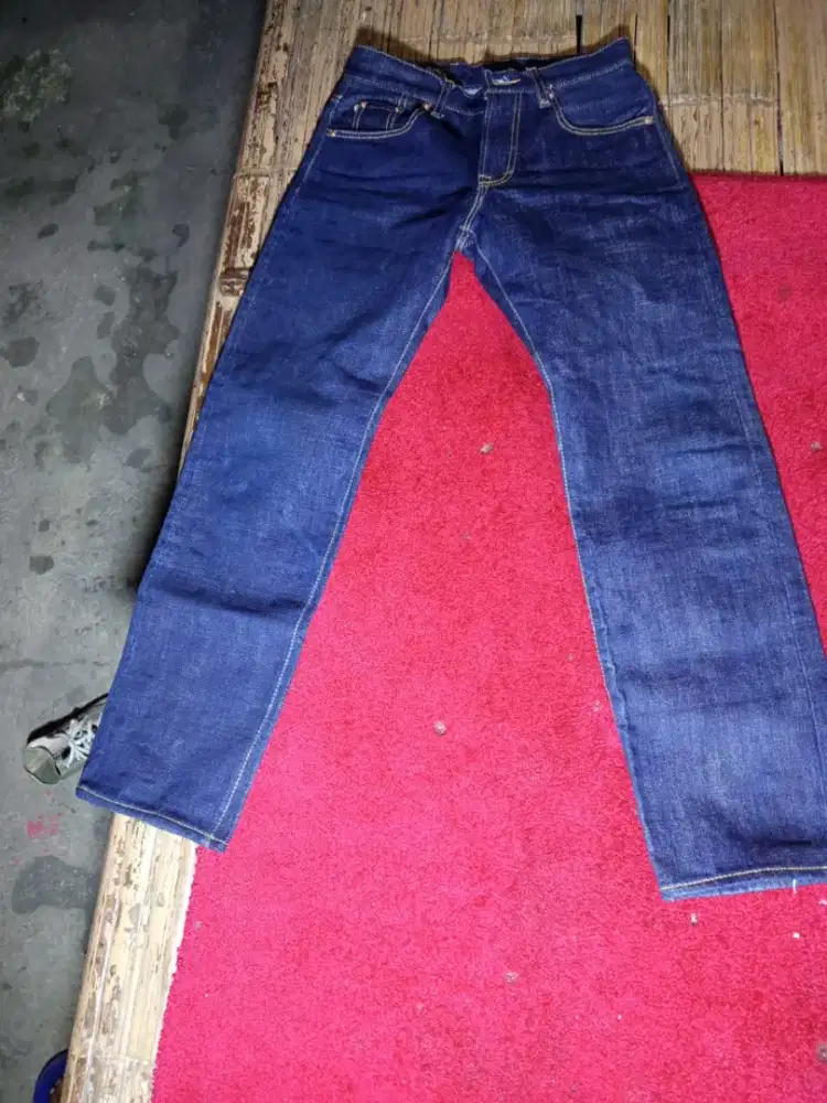 Celana denim selvedge