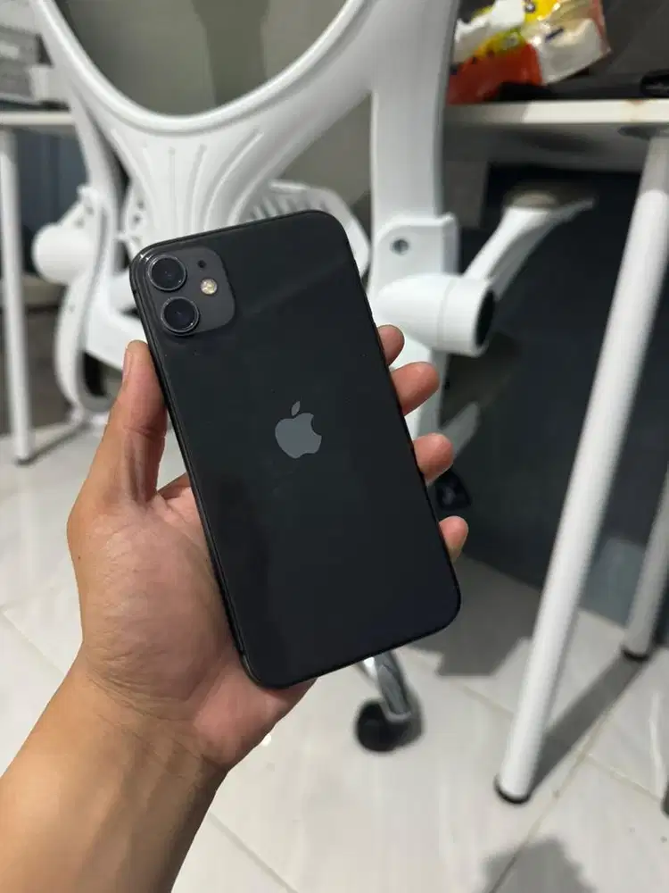 Iphone 11 ibox 64gb bh 81% fullset original