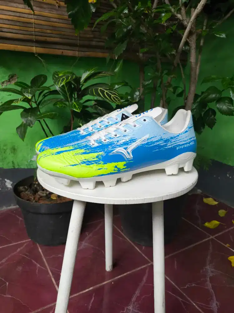 SEPATU BOLA CALCI VOLTRIX GENESIS PRIME SC BLUE
