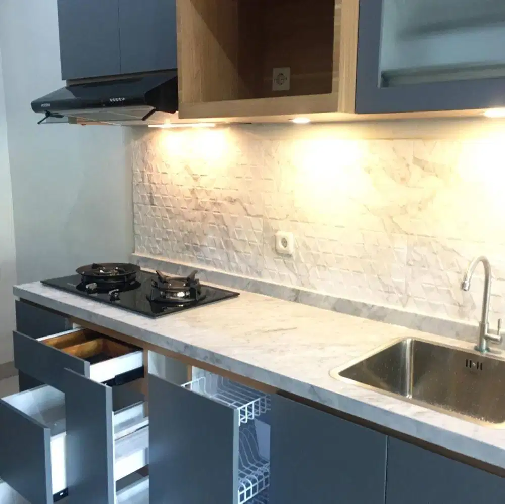 Custom Interior Kitchen Set, Backdrop TV, Lemari, Wardrobe, Kitchenset