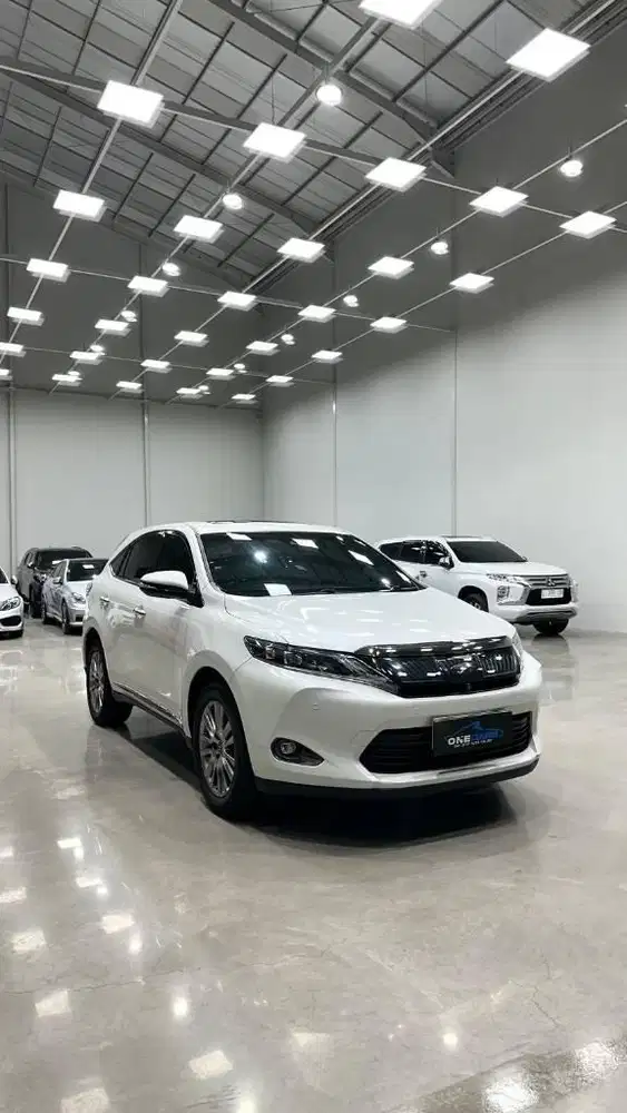 TDP 20jt! Toyota Harrier 2.0 Advance Premium Sound JBL 2014, Plat L