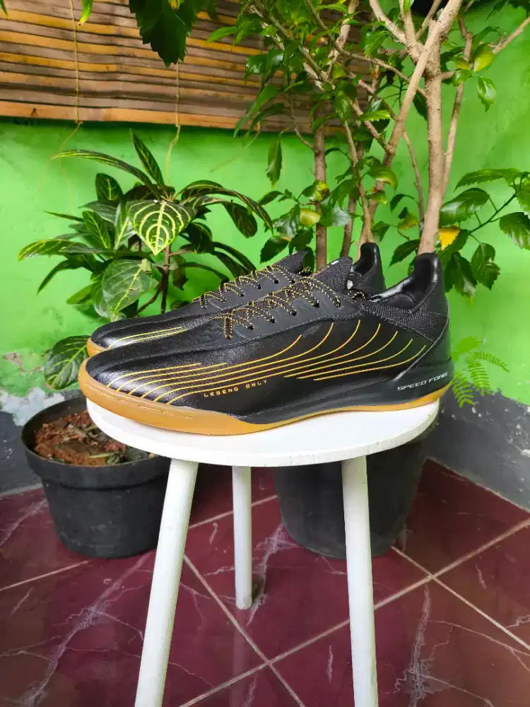SEPATU FUTSAL CALCI VOLTRIX TRIVELLA LEA ID