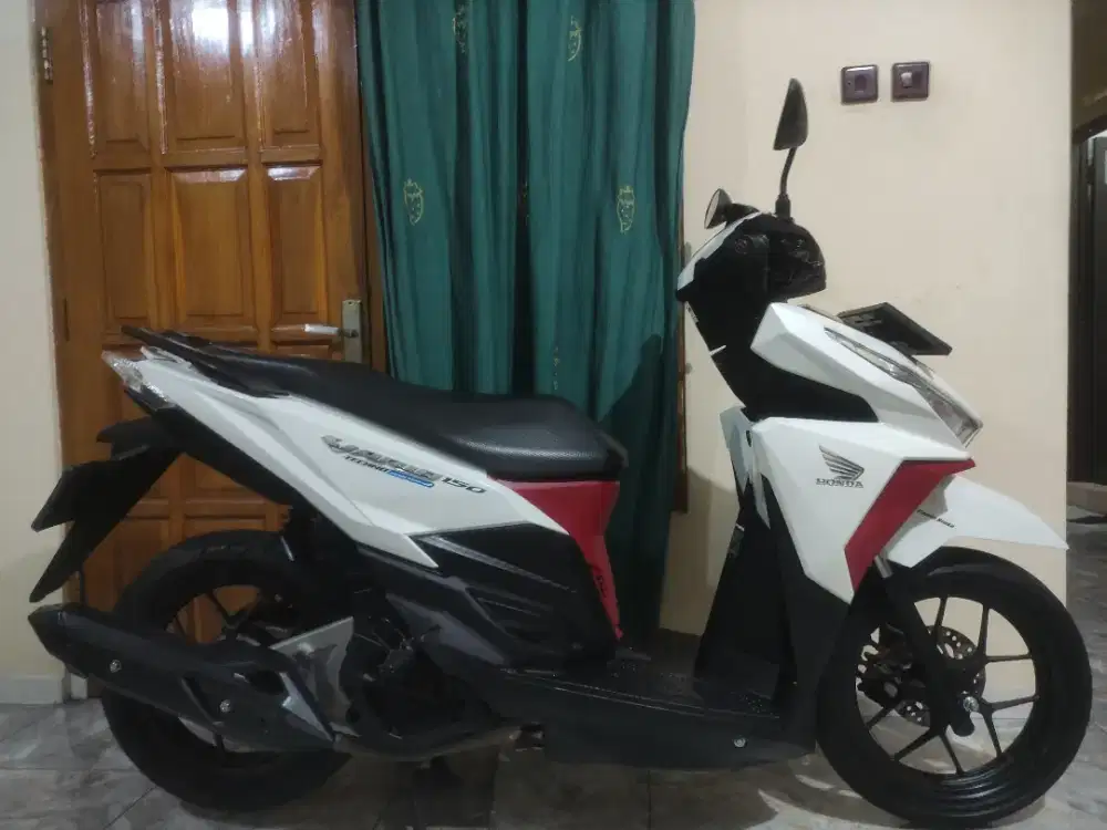 KM 15rb Vario 150 led cbs iss super mulus no mimus pajak baru