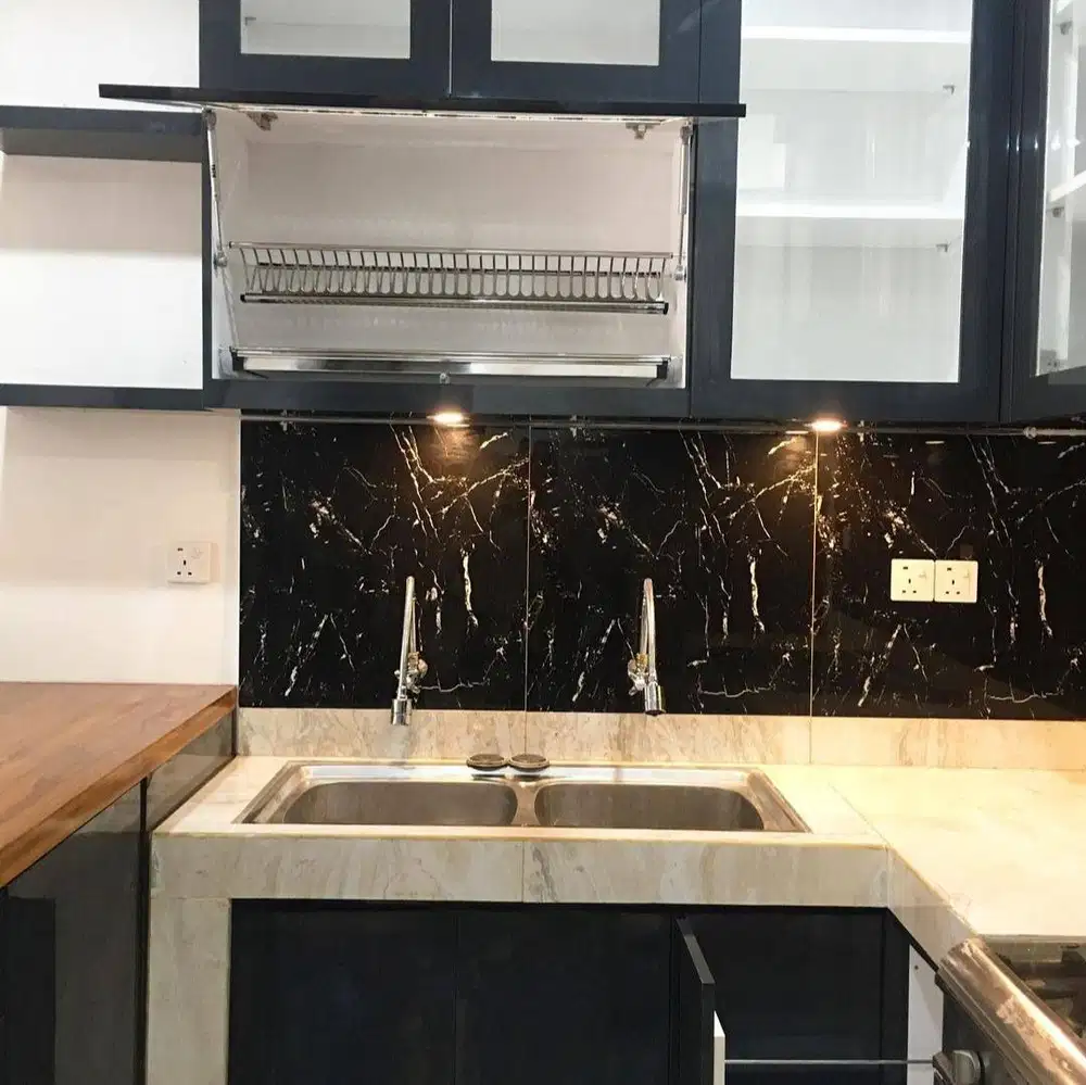 Custom Interior Kitchen Set, Backdrop TV, Lemari, Wardrobe, Kitchenset