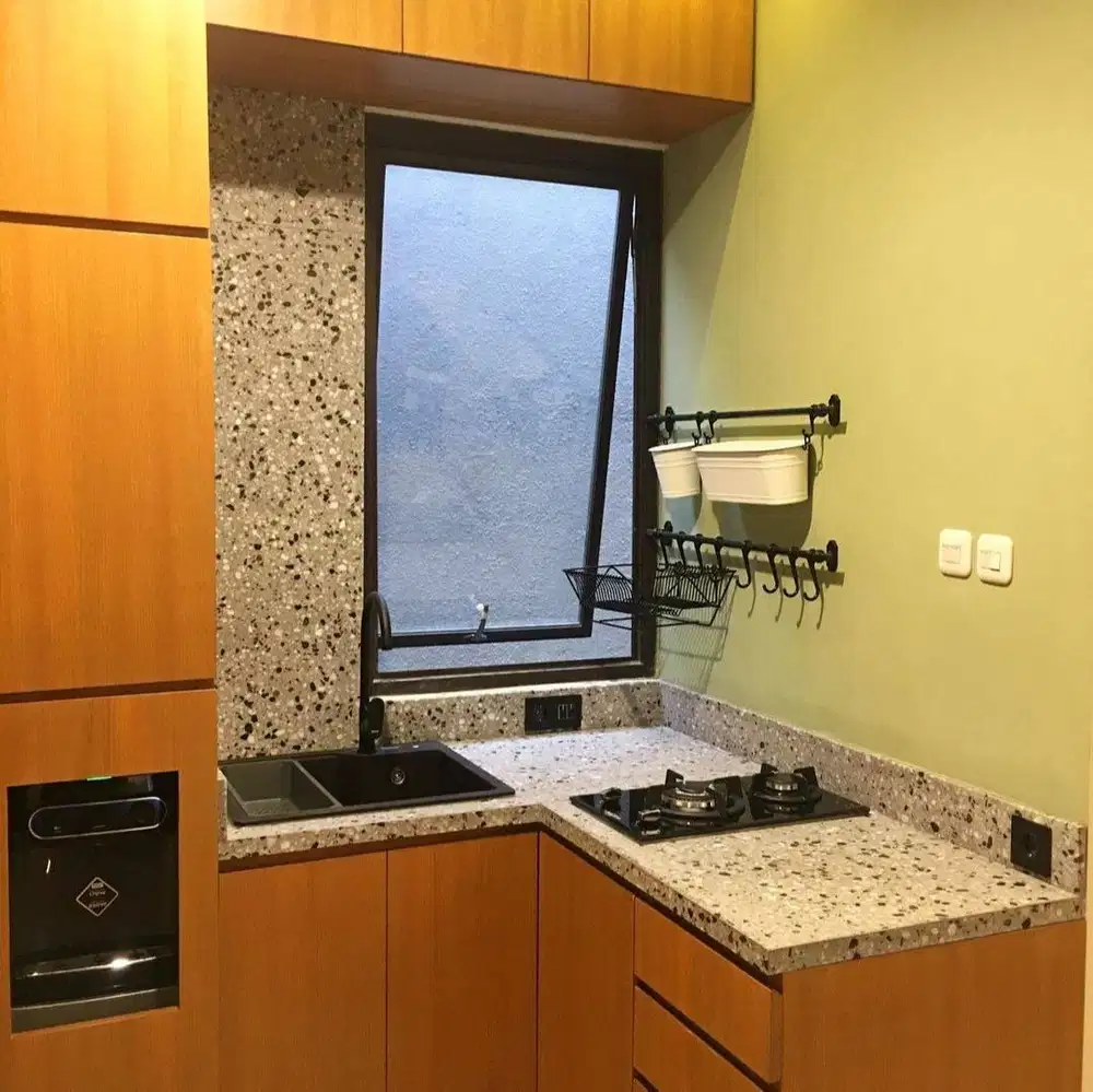 Custom Interior Kitchen Set, Backdrop TV, Lemari, Wardrobe, Kitchenset