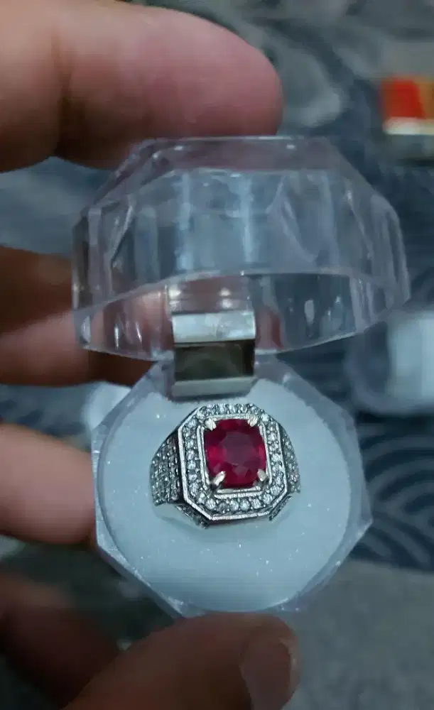 Cincin Natural Rubby