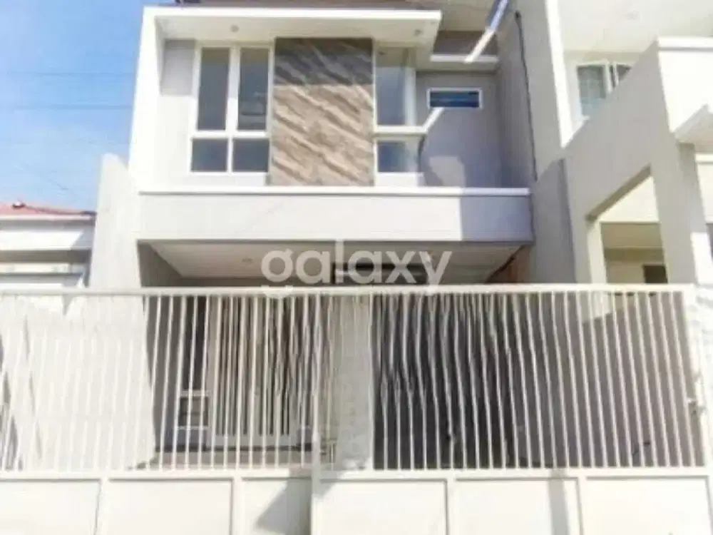 JUAL RUMAH BARU SIAP HUNI MANYAR TOMPOTIKA