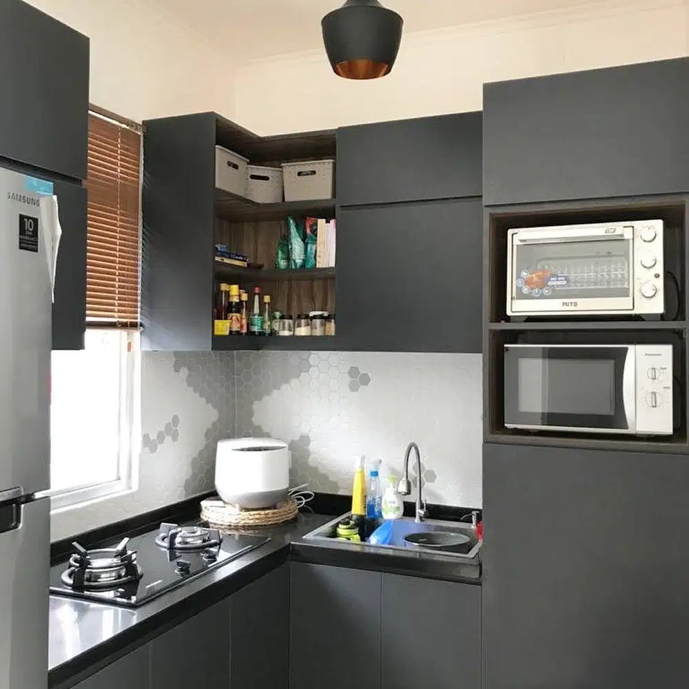 Custom Interior Kitchen Set, Backdrop TV, Lemari, Wardrobe, Kitchenset