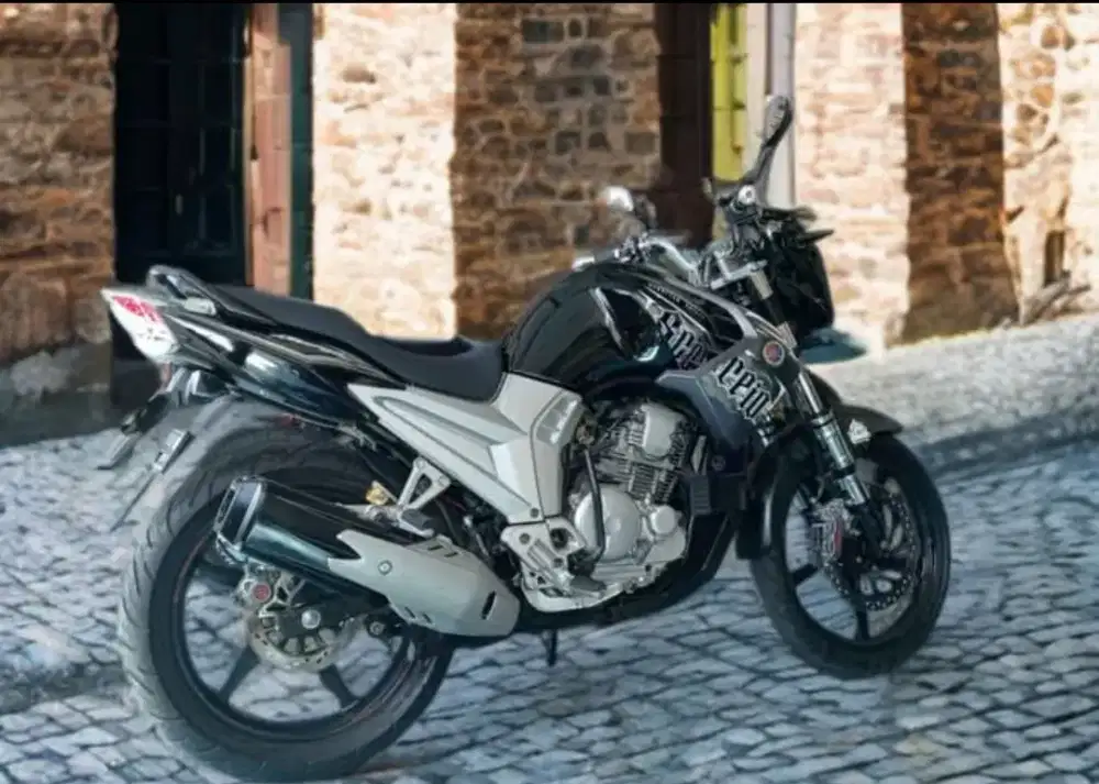 SCORPIO Z NEW 2011