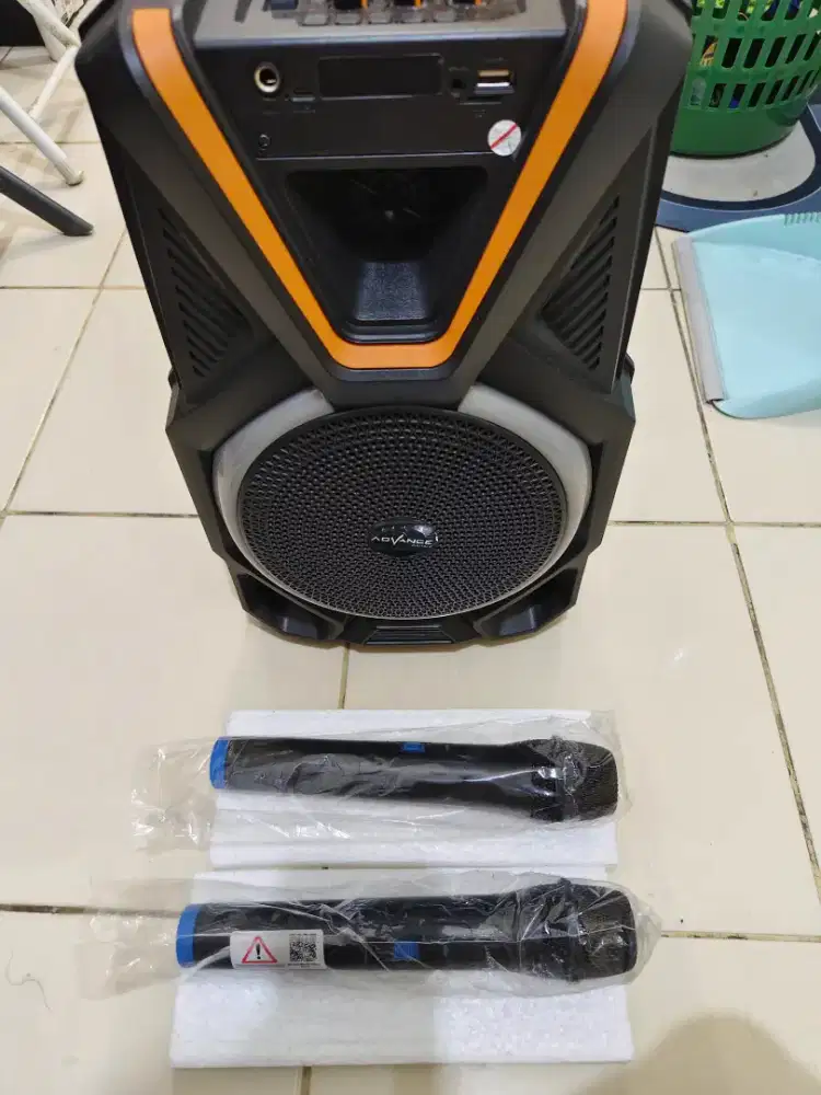 Speaker Advance KS-821 free 2 Mic Wireless