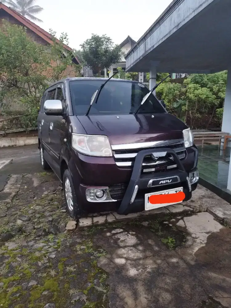 Mobil APV ARENA