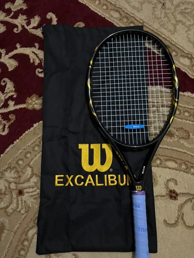 Raket tenis baru willson