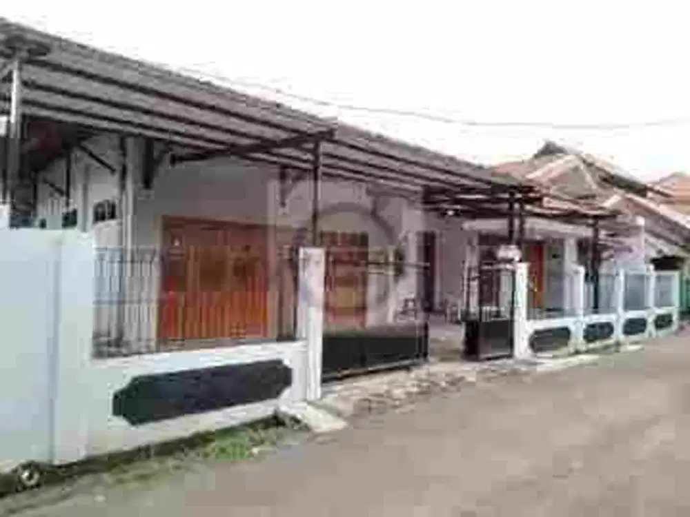 rumah 4 kamar luas 240m² pondok bambu Jakarta Timur