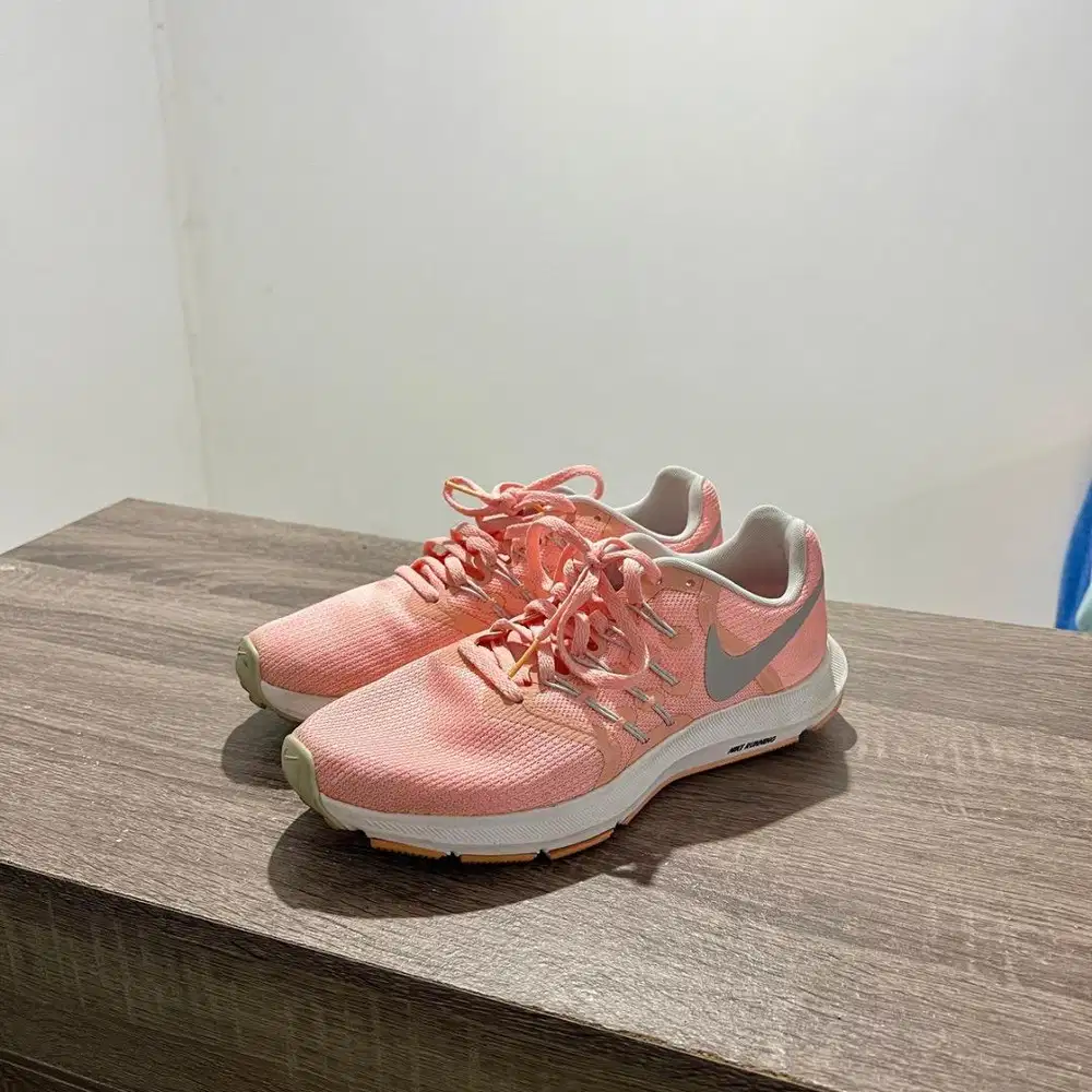 Sepatu Nike Ukuran 39