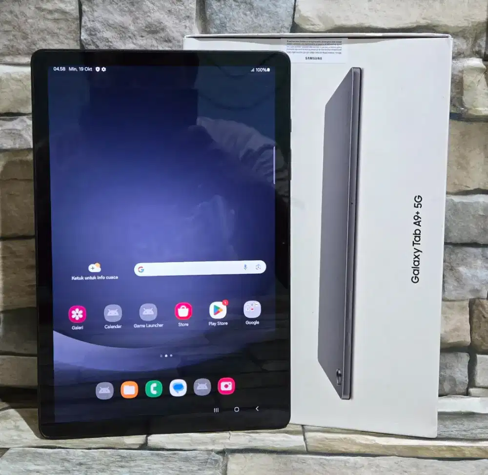 Samsung Galaxy Tab A9 Plus 5G 8/128 Fulset segel mulus 95%