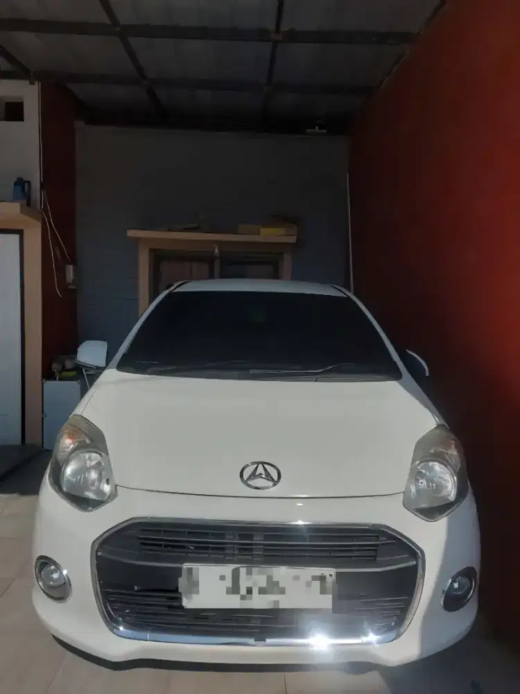 Mobil ayla type X thn 2013
