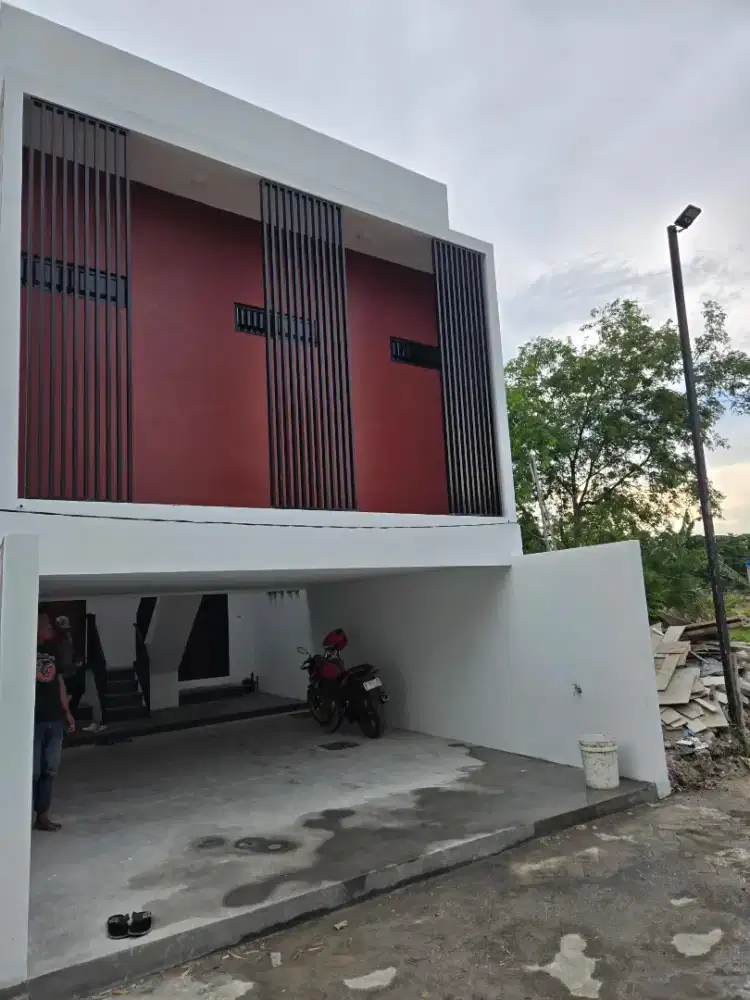 DIJUAL RUMAH KOST 2 LANTAI BARU