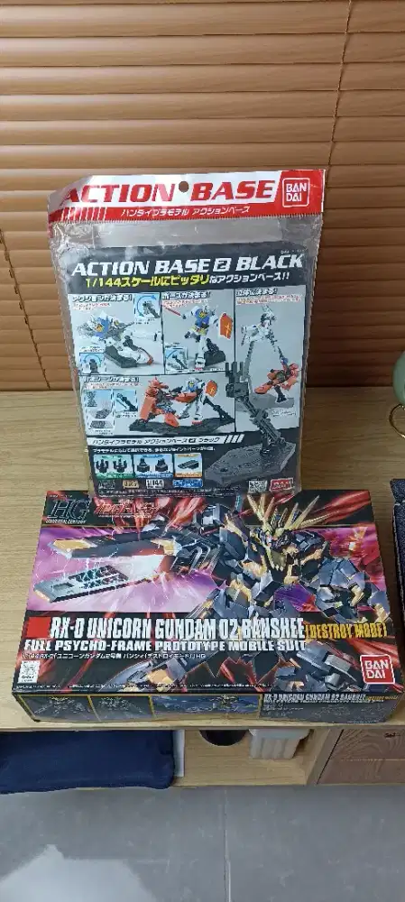 WTS RX-0 Unicorn Gundam 02 Banshee (Destroy Mode) 1/144