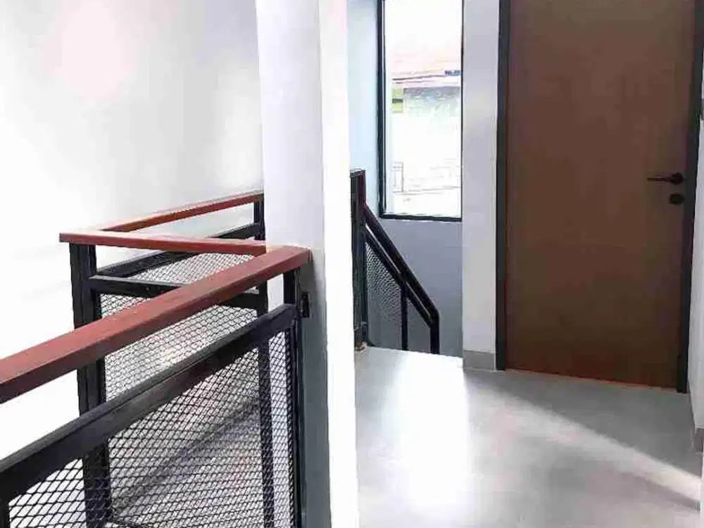 Jual Rumah Strategis Komplek Arcamanik Cisaranten Kota Bandung