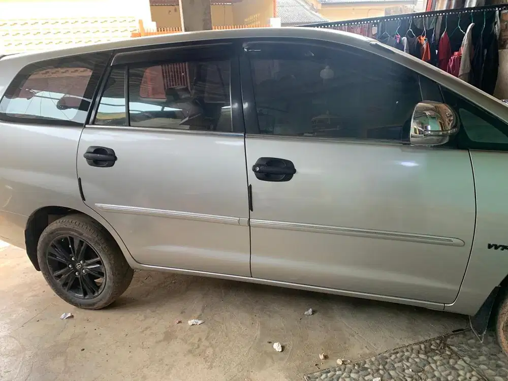 innova tipe G tahn 2005.