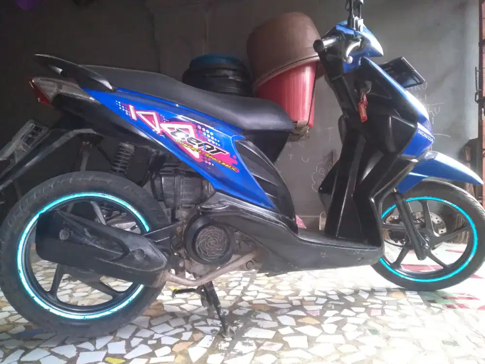 JUAL CEPAT! HONDA BEAT TAHUN 2011