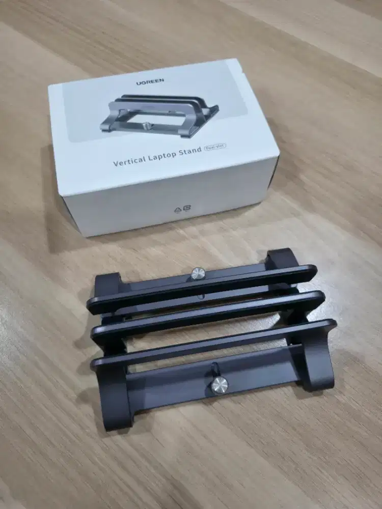 UGREEN VERTICAL LAPTOP STAND DUAL SLOT TIDAK JADI PAKAI LIKE NEW