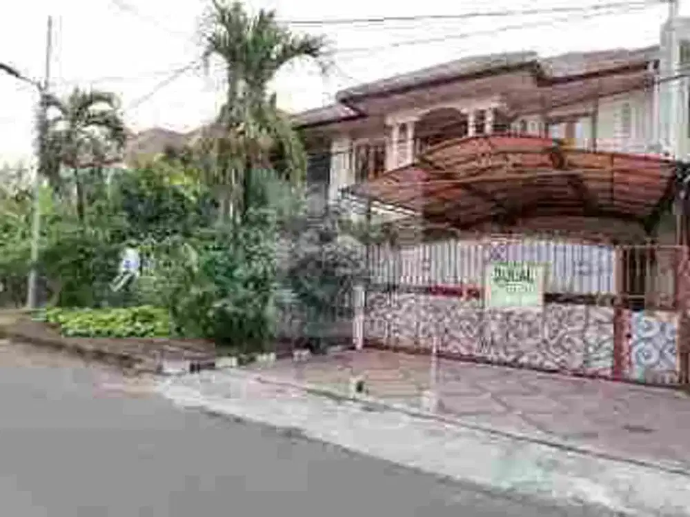 rumah 5 kamar 324m² billymoon pondok kelapa Jakarta Timur