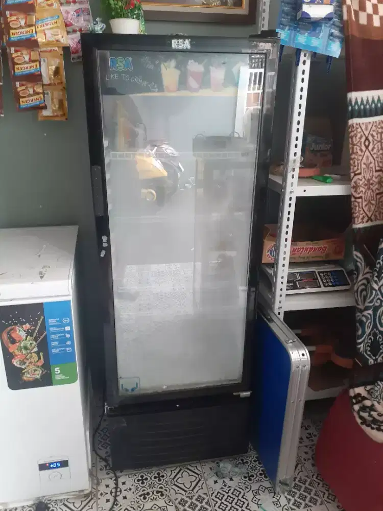 Showcase merk RSA AGATE 240R