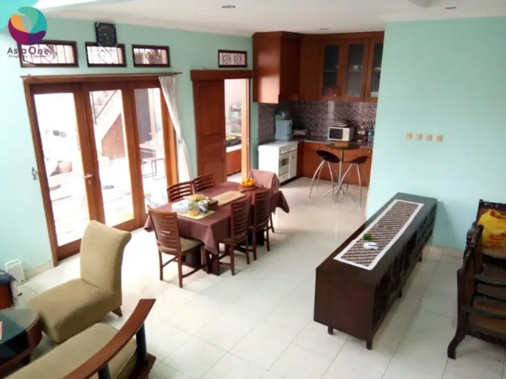 Rumah hook 2 lantai lokasi strategis di legenda wisata