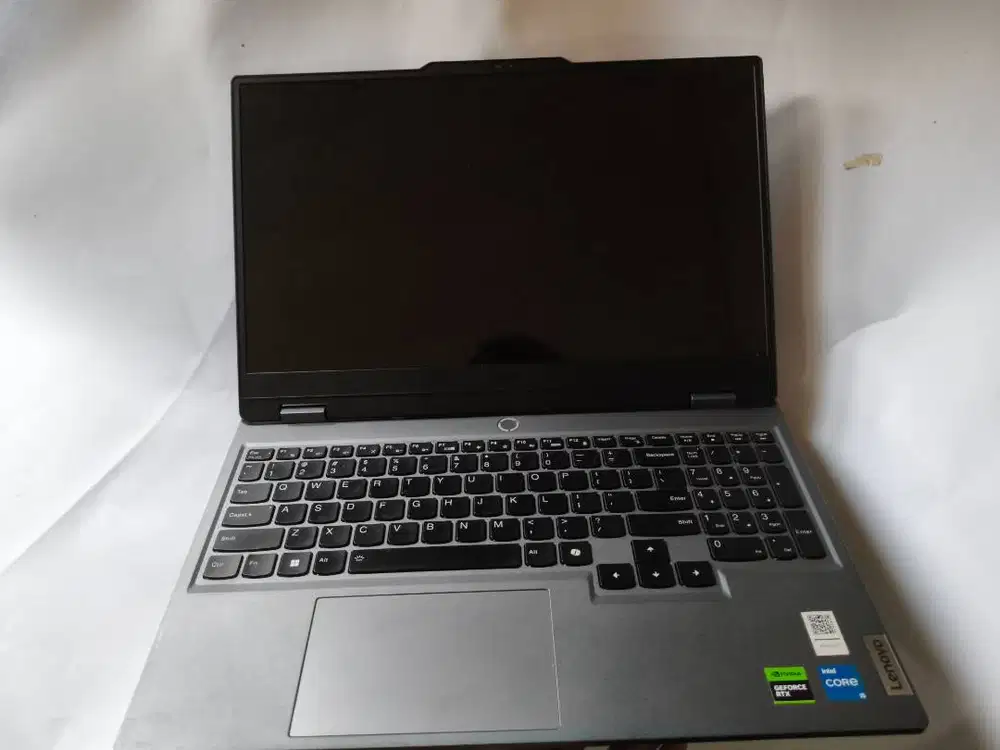 Laptop Lenovo LOQ Loq15IRX9