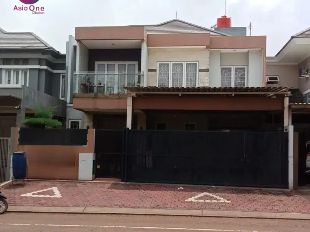 Dijual rumah di boulevard kota wisata
