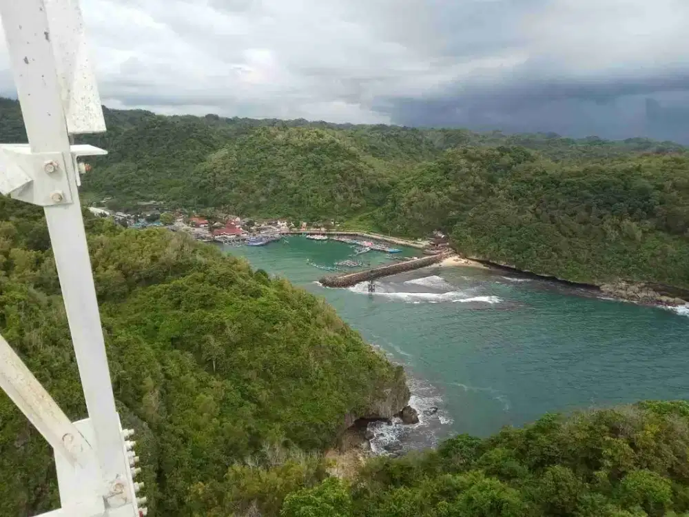 TANAH VIEW LAUT