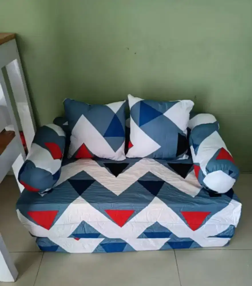Di jual sofabed inoac masih bagus bisa nego