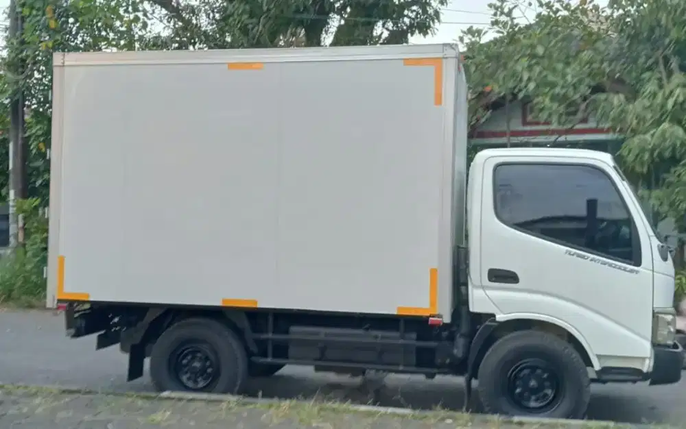 HINO DUTRO 110 SD 2016 ENGKEL BOX