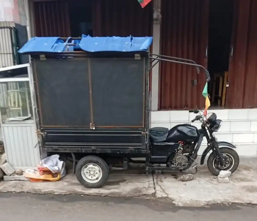 Kaisar Hitam 3 roda 150cc