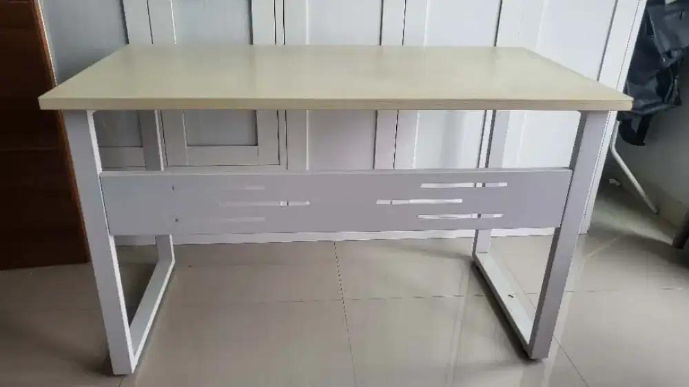 Meja kerja kantor meja belajar Gaming informa 120 x 60 cm