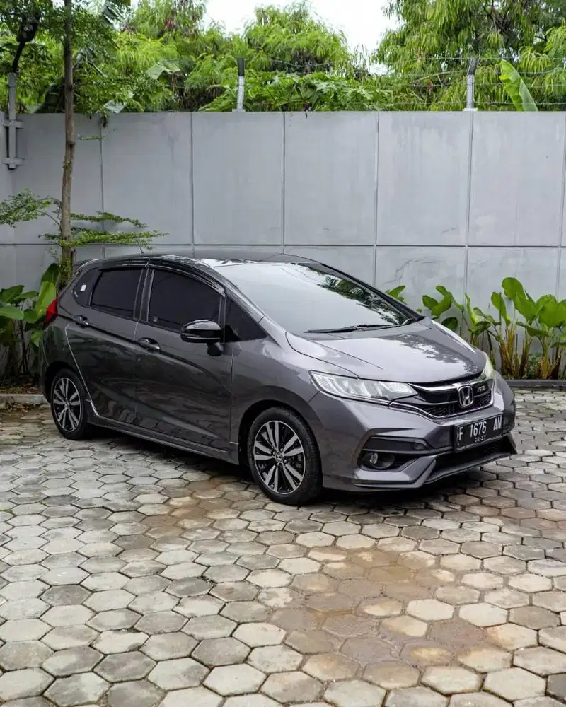 Jazz RS 2017 Matic km 60rb
