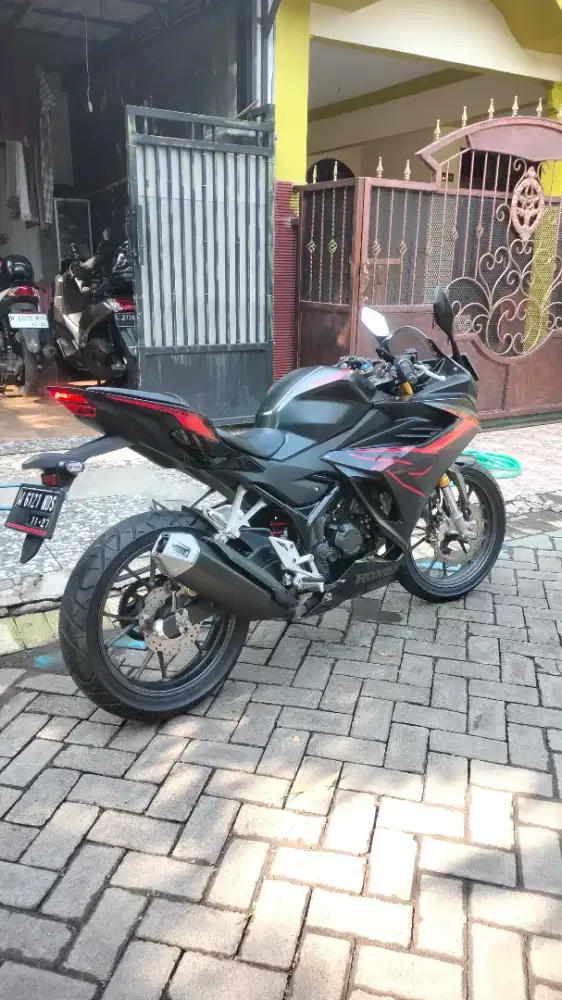 Sepeda Motor Honda CBR150R