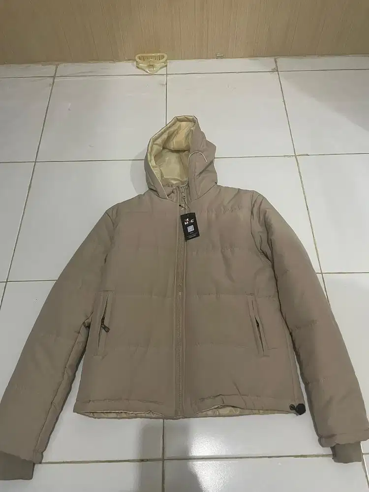 Jaket puffer beige