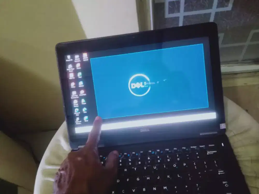 Dell Latitude e7270 core i7 Touchscreen