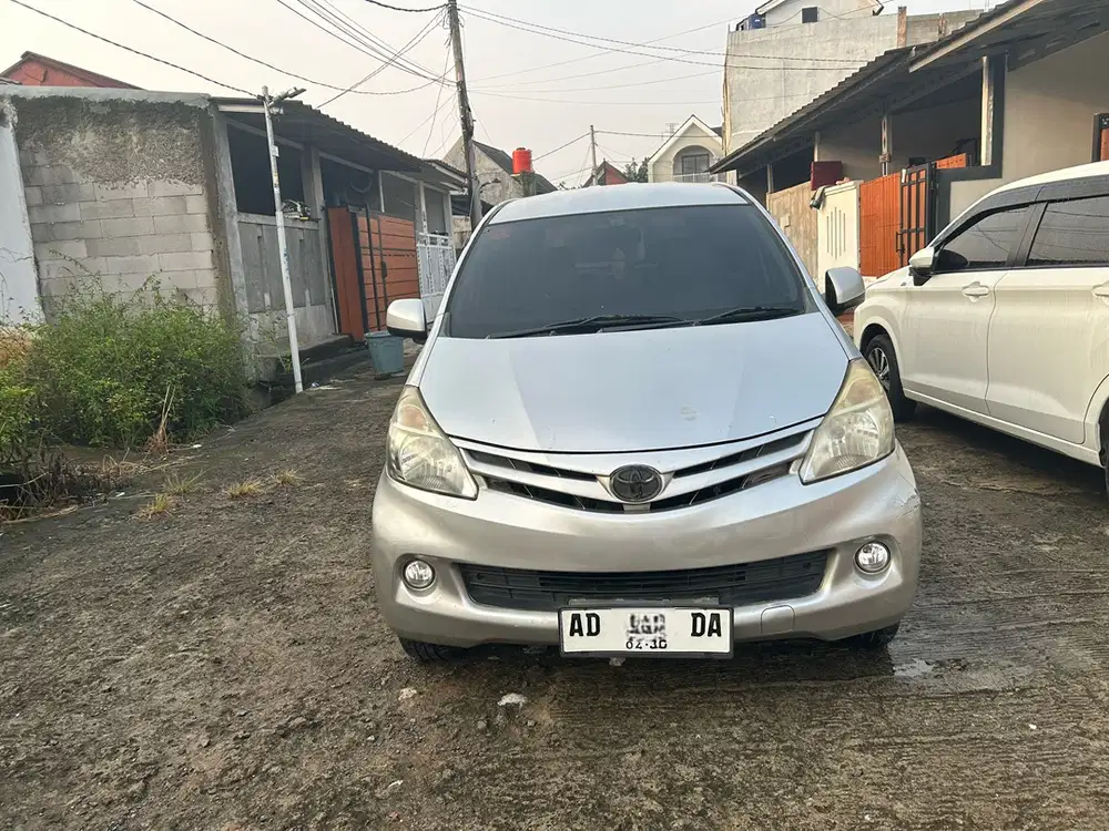 Toyota Avanza 2013 Bensin