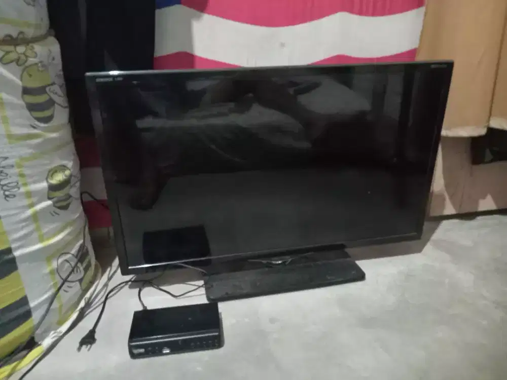 DI JUAL CEPAT TV POLYTRON SECOND