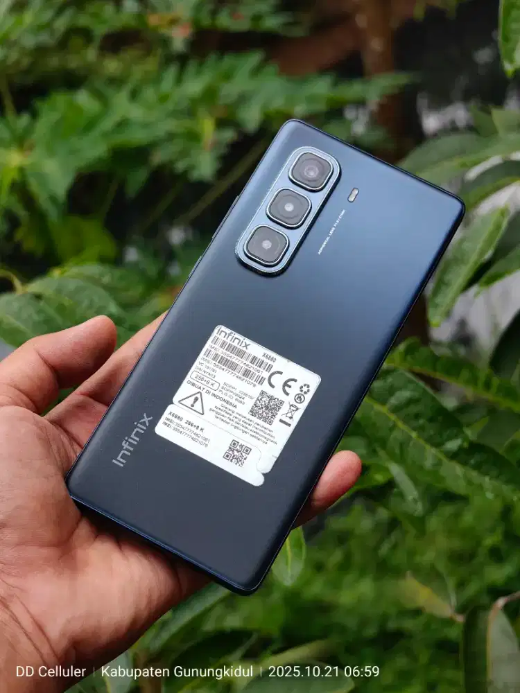 Infinix Hot 50 Pro Plus 8/256GB Layar Lengkung