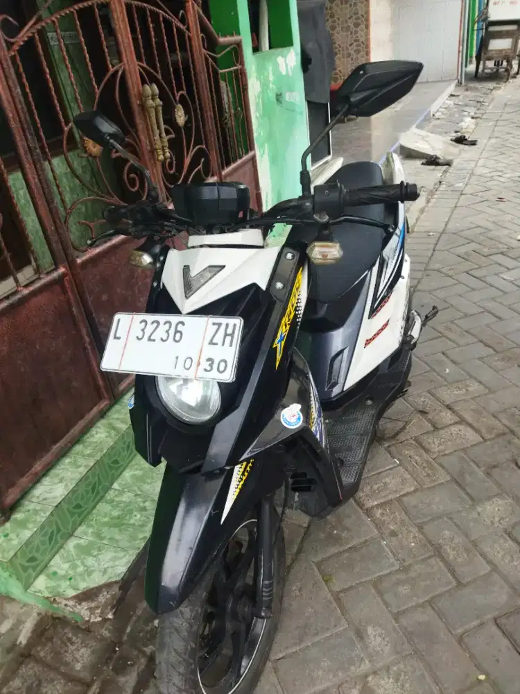Yamaha xride 2013