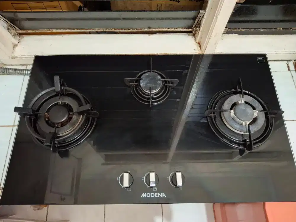 DIJUAL KOMPOR TANAM 3 TUNGKU MODENA BH 0935 KONDISI BAGUS TERAWAT