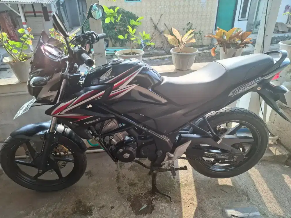 Dijual CB150R 2014